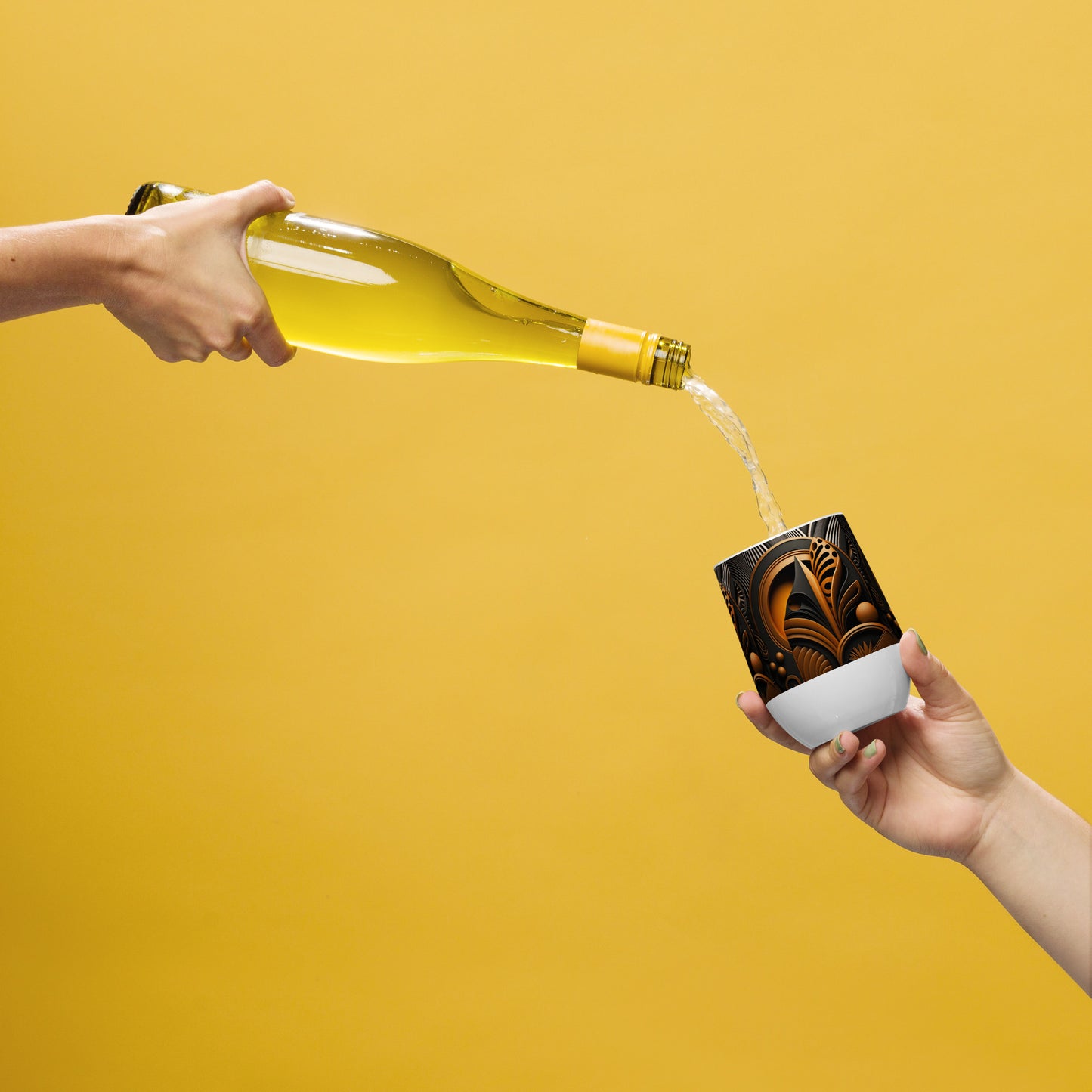 'ANGLED DESIGN': Wine tumbler