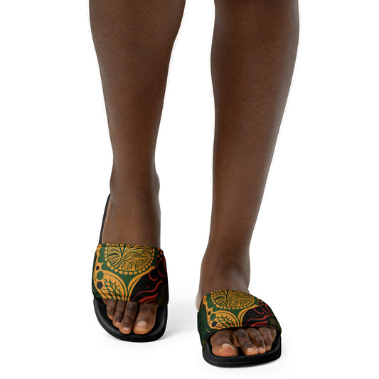 Ethnic design print: Women's slides