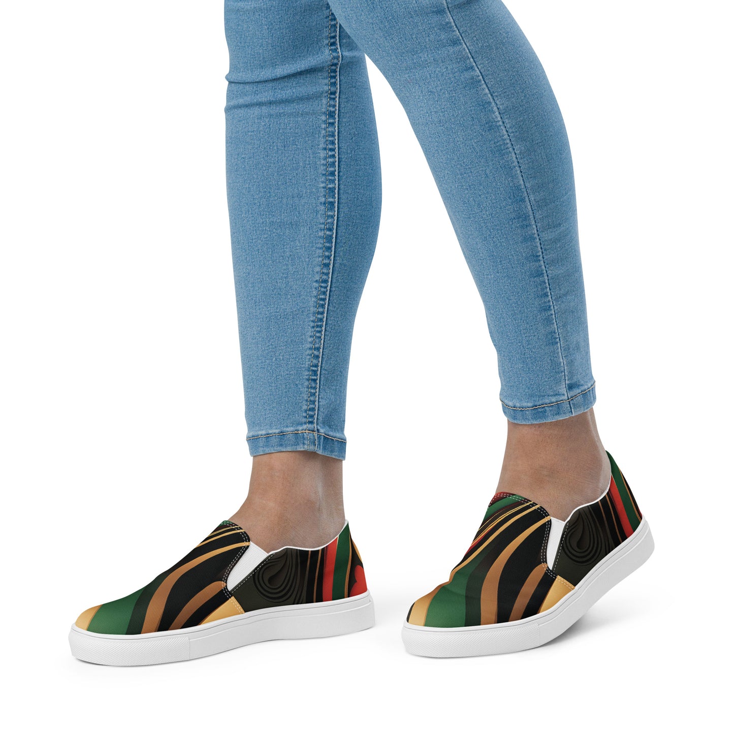 Ethnic design print: Women’s slip-on canvas shoes